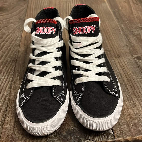 Snoopy - Girls Hightop Sneaker - Picture 3 of 10